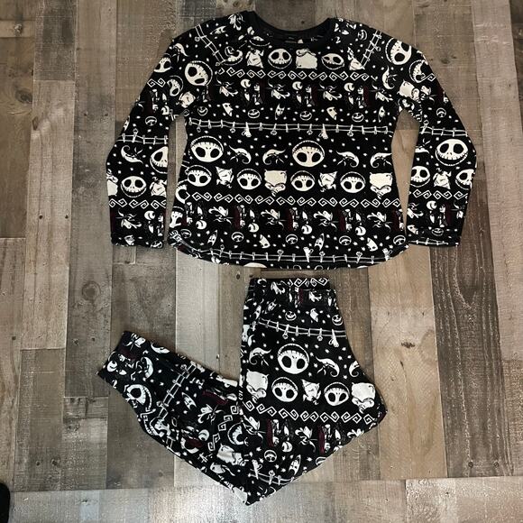 Disney The Nightmare Before Christmas Pajama Set Women’s Black Size M (8-10) PJs - Picture 9 of 11